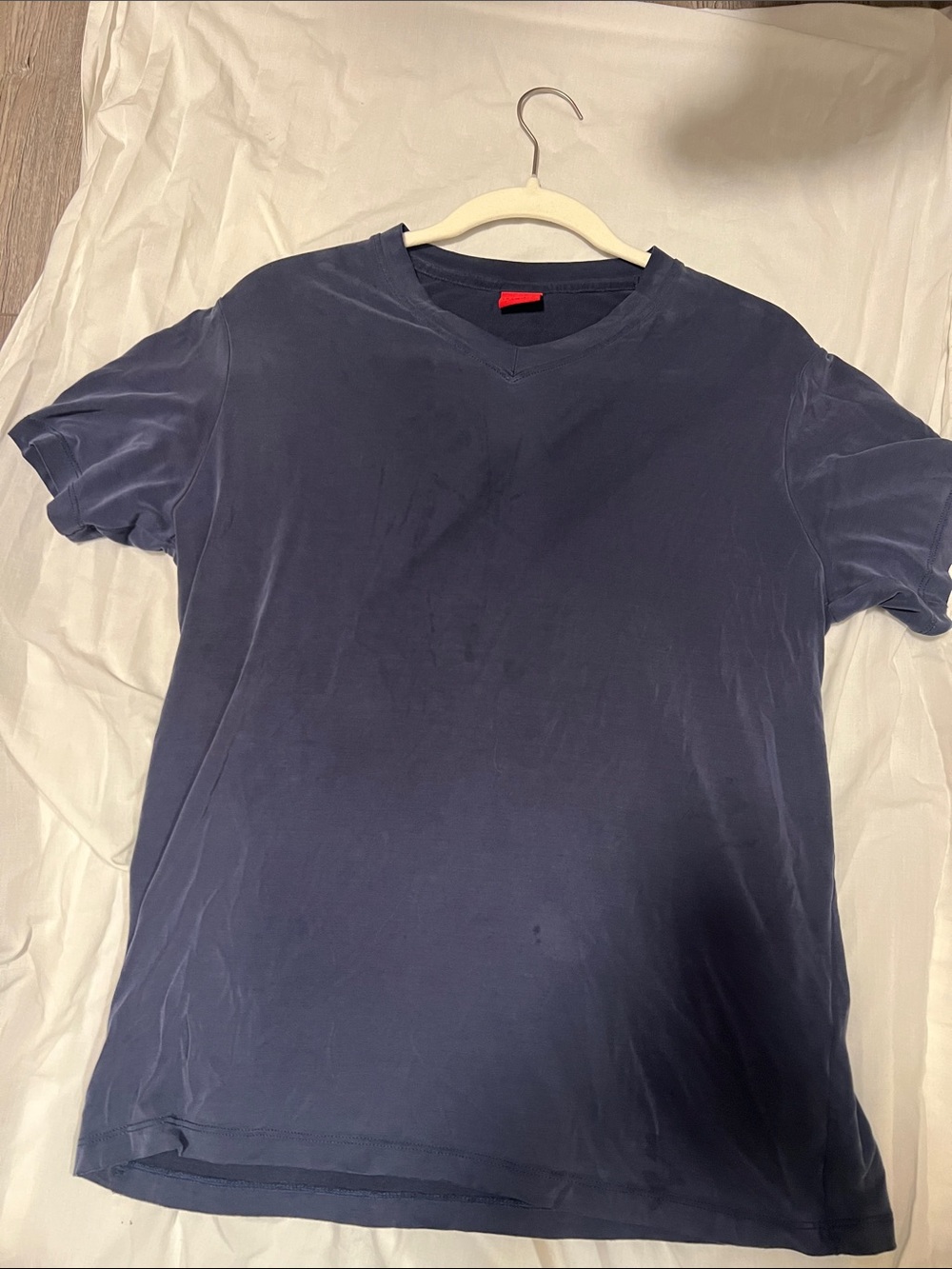 Sara Short Sleeve V-Neck Tee in Navy